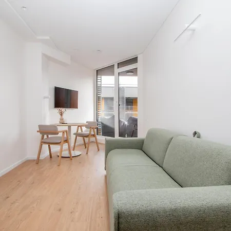 Cohost I Cozy With Balcony, Near Center Połąga