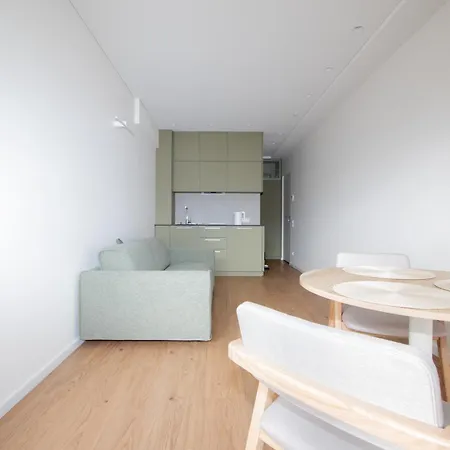 Апартаменты Cohost I Cozy With Balcony, Near Center *